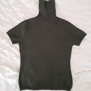 Wool blended turtle neck short sleeves sweater top